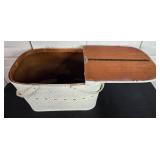 Coleman Cooler and Hawkeye Picnic Basket Set