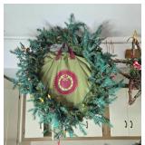 Set of 3 Holiday Wreaths with Lights and Decorative Star