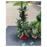 Set of 3 Pre-Lit Miniature Artificial Christmas Trees with Berries and Pinecones