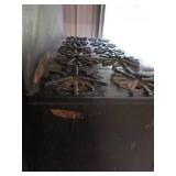 10 BURNER STOVE / CONVECTION OVEN