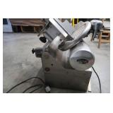 COMMERCIAL MEAT SLICER