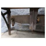 ANTIQUE HOWE MEAT SCALE