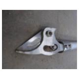 STIHL EXTENXDED REACH PRECISION PRUNER