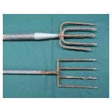 VINTAGE FISHING SPEARS