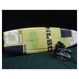 OBRIEN SYSTEM 135 WAKE BOARD AND BOOTS