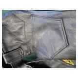 LEATHER CHAPS / KNIFE / LEATHER POUCH