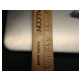 TROLLING MOTOR MOUNTING PLATE WITH BOX OF BOBBERS