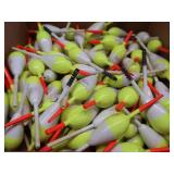 TROLLING MOTOR MOUNTING PLATE WITH BOX OF BOBBERS