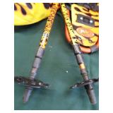 2 PAIR OF YOUTH YUKON CHARLIES TRAIL BLAZE SNOSHOES