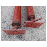 2 AKRON ADJUSTABLE BUILDING COLUMNS
