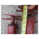 2 AKRON ADJUSTABLE BUILDING COLUMNS