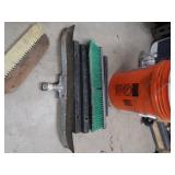 ENTRENCHING TRIFOLD SHOVEL W/ CASE PLUS