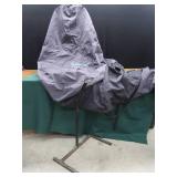 SNOWMOBILE COVER / STAND