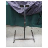 SNOWMOBILE COVER / STAND