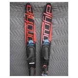 NASH PROFILE NEW WAVES WATER SKIS