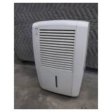 FRIGIDAIRE 70 PINT DEHUMIDIFIER