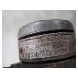 3/4 TON COFFIN HOIST