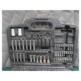 SKIL DRILL BIT AND DRIVER SET + EXTRAS