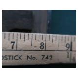 HYDRAULIC JACK AND EXTRAS