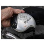 SET OF GOLF CLUBS W/ LEATHER GOLF BAG