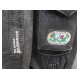 SET OF GOLF CLUBS W/ LEATHER GOLF BAG