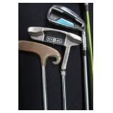 SET OF GOLF CLUBS w/ PING BAG