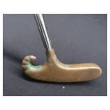 SET OF GOLF CLUBS w/ PING BAG