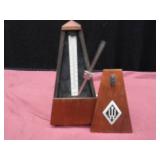 WITTNER MAELZEL WOODEN PYRAMID METRONOME