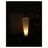 BRAND NEW LARGE FRAMES AND MODERN LAMP