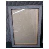 BRAND NEW LARGE FRAMES AND MODERN LAMP