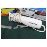 BLACK AND DECKER ELECTRIC KNIFE AND PLASTIC FOOD WRAP