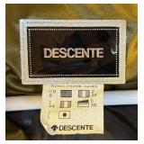 Olive Green Size 8 Coat / Jacket by Descente