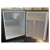 Whirlpool Mini Fridge Model:WH27S1E