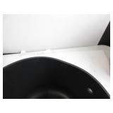 Calphalon Contemporary Hard-Anodized Aluminum Nonstick Cookware, Stock Pot, 8-quart, Black DAMAGED, SCRATCHES, DENTED SO LID DOES NOT CLOSE, NEW!