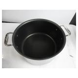 All-Clad D3 3-Ply Stainless Steel Stockpot with Lid 8 Quart, Induction, Oven Broiler Safe 600F, Silver WATER MARKS, SCRATCHES, USED