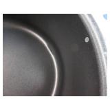 All-Clad D3 3-Ply Stainless Steel Stockpot with Lid 8 Quart, Induction, Oven Broiler Safe 600F, Silver WATER MARKS, SCRATCHES, USED