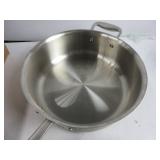All-Clad Pan with Lid 5 Quart For Restaurant or Home Kitchen, Pots & Pans, Cookware, Silver SCRATCHES, USED