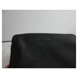 Michael Kors Jet Set Item Large East West Crossbody IT GOT WET AND HAS WHITE ON IT, NEW BUT DAMAGED