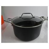 All-Clad Essentials Nonstick Cookware (7 Quart Stock Pot with Glass Lid) SCRATCHED, SLIGHTLY USED