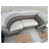 Pre-Owner 2014 Premier 260 Grand View, Yamaha 250 HP V-6 SHO