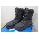 Korkers Icejack Pro Safety Boots - Size 9