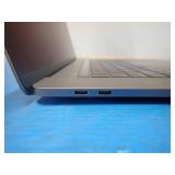 Apple MacBookPro15,1 A1990 MR932LL/A // INTEL CORE I7-8850H 2.6 Ghz // 16GB DDR4 SDRAM // 500GB SSD // 15.4" screen with 2880 x 1800 HD Resolution // Includes power adapter and IOS