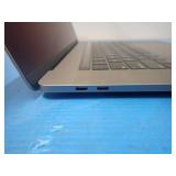 Apple MacBookPro15,1 A1990 MR932LL/A // INTEL CORE I7-8850H 2.6 Ghz // 32GB DDR4 SDRAM // 1TB SSD // 15.4" screen with 2880 x 1800 HD Resolution // Includes power adapter and IOS