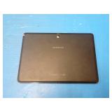 Samsung SM-P600 Tablet // 32GB of storage // WIFI only // No Cables // Bubbles in display left side corners