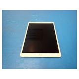 Apple iPad Pro 10.5 1st Gen A1701 // 256GB of storage // WIFI Only // Includes Charging Cable