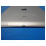 Apple iPad 4th Gen A1458 // 16GB of storage // WIFI Only // Includes Charing Cable