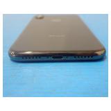 Apple iPhone X A1865 // 256GB of storage // Cellular Carrier Unlocked // Includes Charging Cable