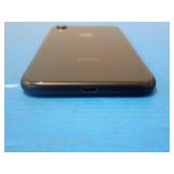 Apple Iphone Xr A1984 // 64GB of storage // Cellular Carrier Unlocked // Includes Charging Cable