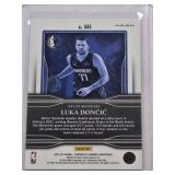 Luka Doncic 2021-22 Panini Green Prizm No. 686