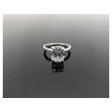 .925 Sterling Silver Oval Zirconia Ring Size 6.25